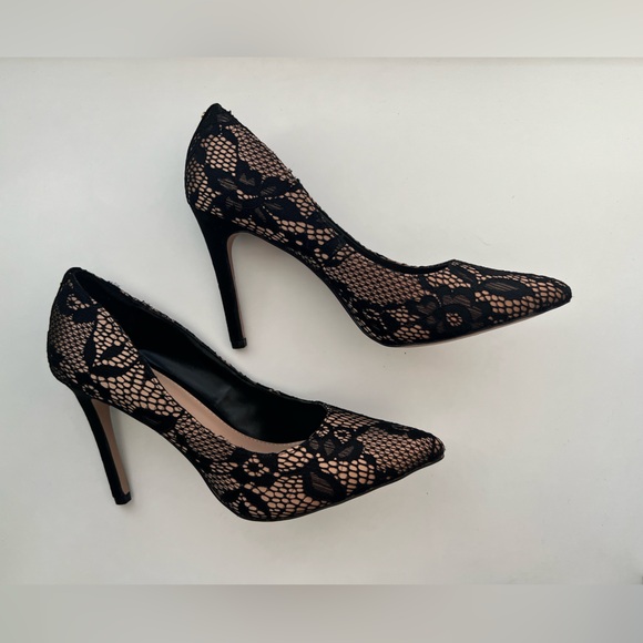 NEW BCBG Generation Heels - Picture 3 of 8